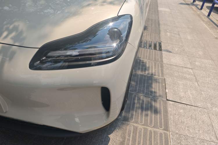 Used Wuling Bingo PLUS 2024 330 km Range Five-Seater Version