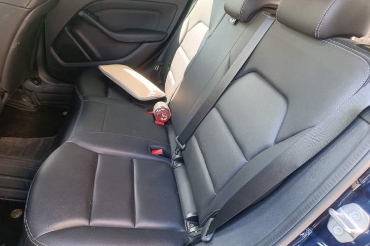Used Mercedes-Benz B-Class 2018 B 200 Fashion Model Left Rear Seat