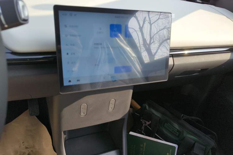 Used Chery Little Ant 2024 Facelifted 321km Beloved Edition Audio And AC Panel