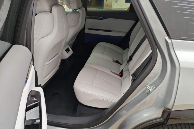 Used Cadillac OPTIQ 2024 Standard Range Version
