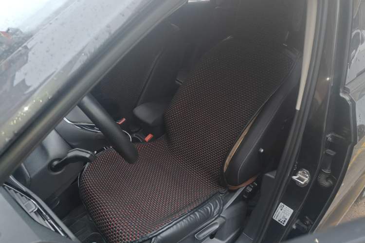 Used Volkswagen T-ROC 2020 280TSI DSG Two-Wheel Drive Comfort Version