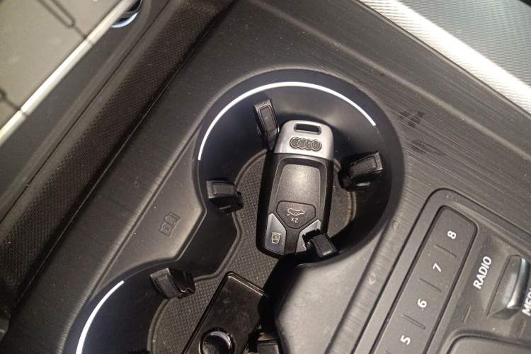 Used Audi A4 2019 45 TFSI allroad quattro Fashion Edition Vehicle Key