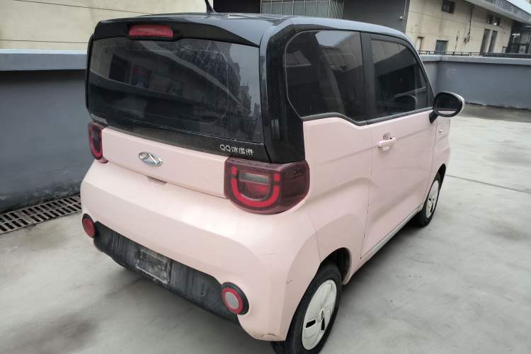 Used Chery QQ Ice Cream 2022 120km Conical Shape Lithium Iron Phosphate Rear Right 45 Deg