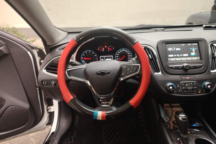 Used Chevrolet Malibu XL 2017 1.5T Automatic Ruichi Edition Steering Wheel