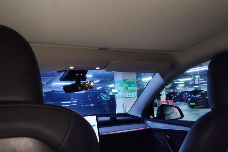 Used Tesla Model Y 2023 Long-Range All-Wheel-Drive Version