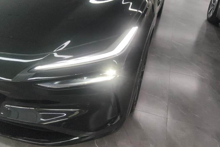 Used ONVO L60 2024 60 kWh Rear-Drive Version Left Front Headlight