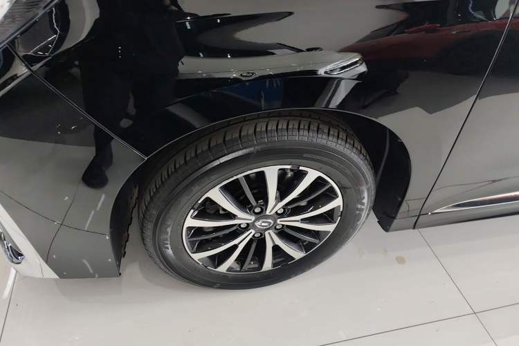 Used GAC Trumpchi M8 2023 Lingxiu Series 390T Deluxe Edition
