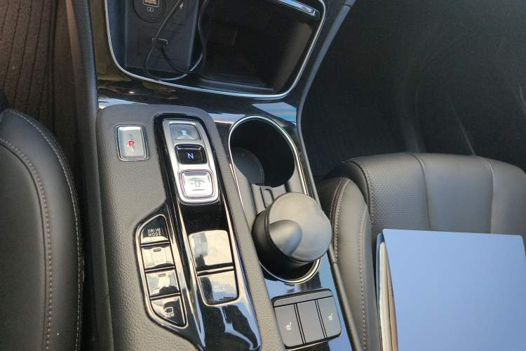 Used Hyundai Santa Fe 2020 380 TGDi Automatic Two-Wheel Drive DLX Prestige Edition