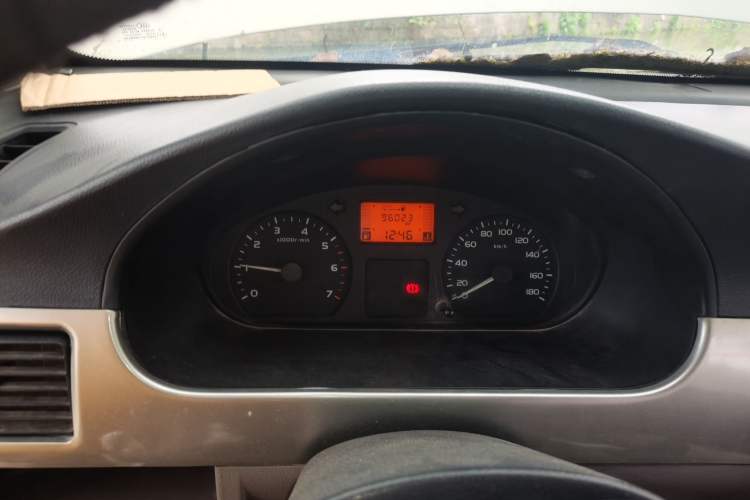 Used Wuling Rongguang 2011 1.2L Standard Version Instrument Cluster