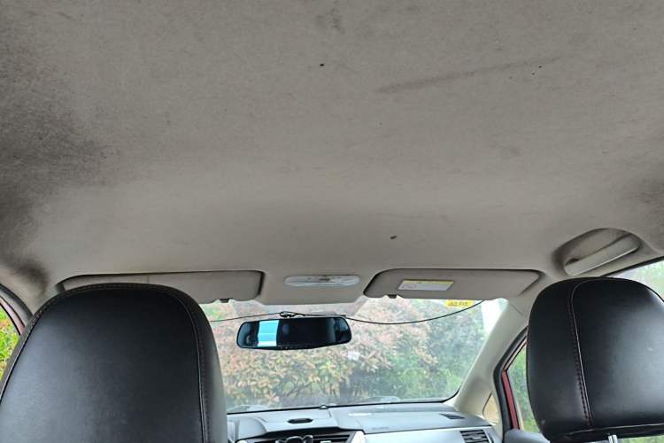 Used Venucia R50 2015 1.6L Manual Fashion Edition Headliner