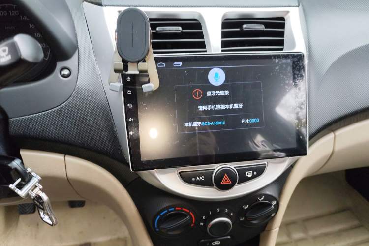 Used Hyundai Verna (older generation) 2014 1.4L Manual Smart GLS Trim