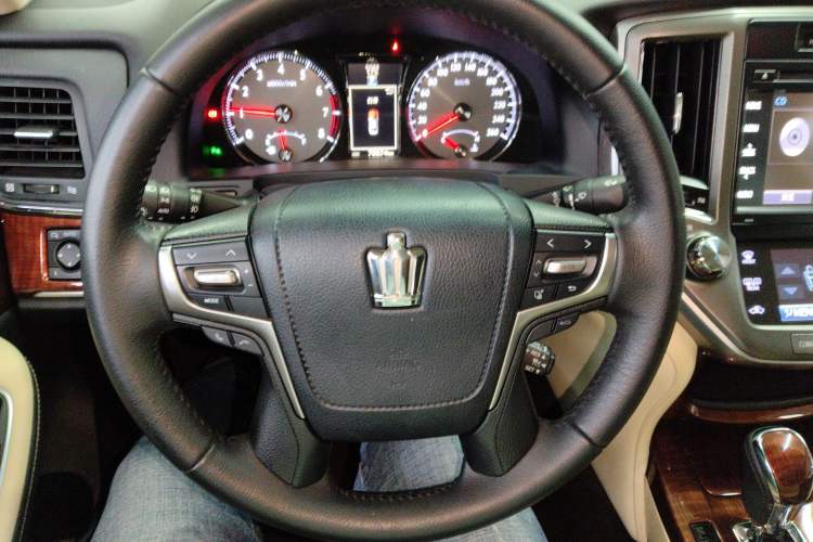 Used Toyota Crown 2015 2.5L Smart Edition