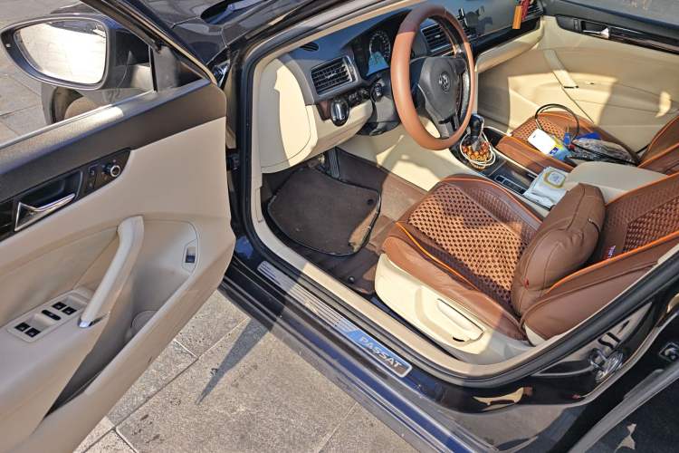 Used Volkswagen Passat 2013 1.8TSI DSG Prestige Edition
