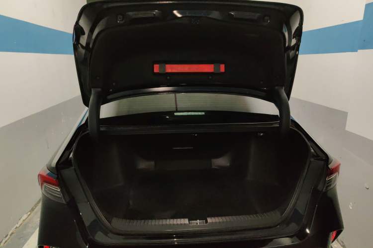 Used Honda Inspire 2025 260TURBO Elegant Edition Trunk