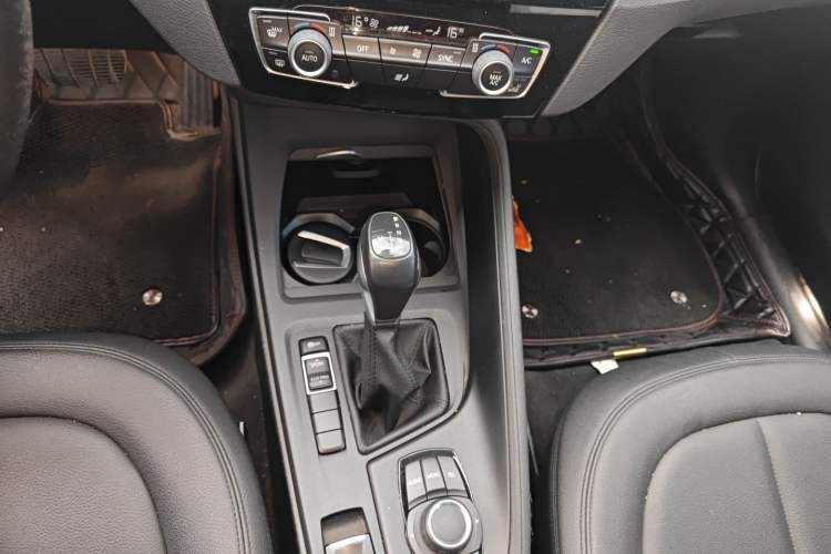 Used BMW X1 2016 sDrive18Li Fashion Model Gear Lever