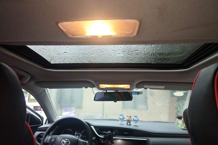 Used Toyota Levin Hybrid E+ 2019 1.8L GS E-CVT Elite Model with Sunroof Headliner