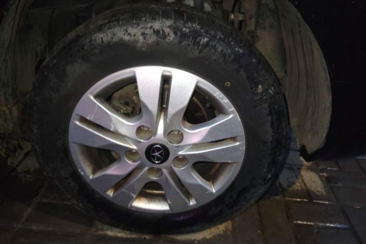 Used JAC Refine M3 2015 Maker Edition 1.6L Luxury Version
