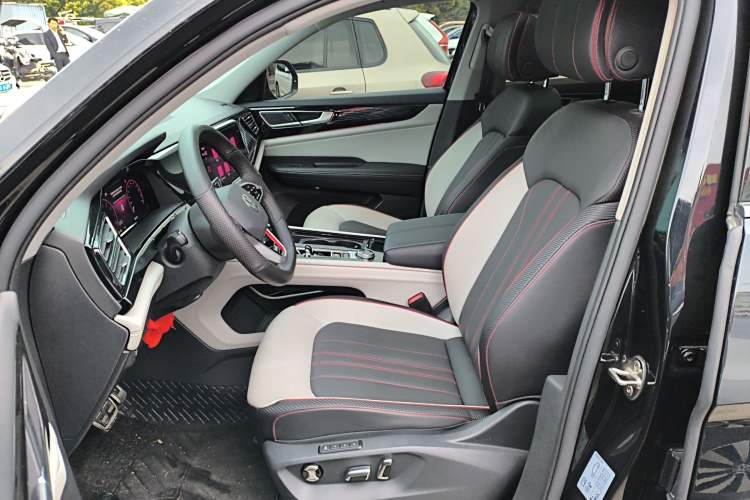 Used Volkswagen Teramont X 2024 380TSI All-Wheel Drive Longyao Edition Left Front Seat