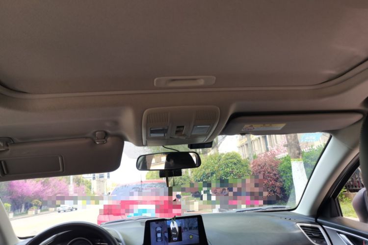 Used Mazda 3 Axela 2019 Cloud-Controlled Sedan 1.5L Automatic Luxury Model China VI Standard Headliner