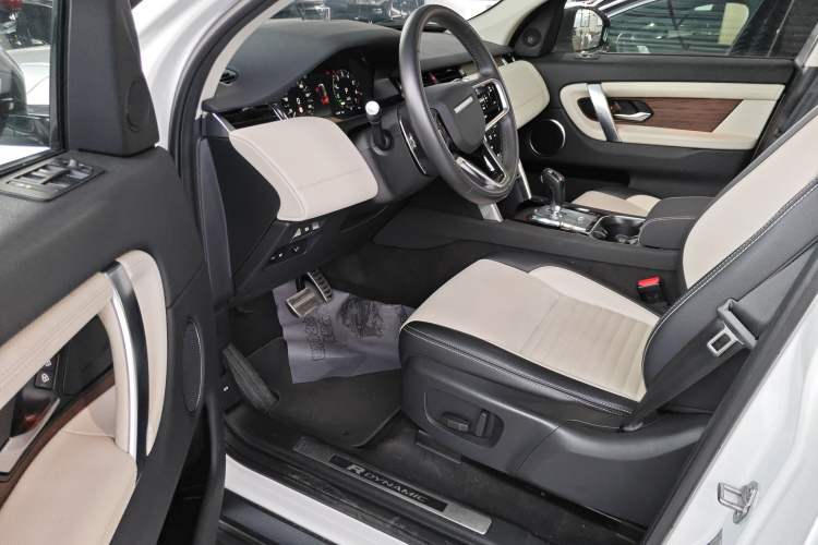 Used Land Rover Discovery Sport New Energy 2022 Facelifted P300e Plug-in Hybrid Electric Version