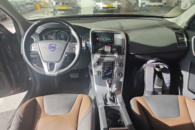 Used Volvo XC60 2017 T5 AWD Smart Upgrade Edition