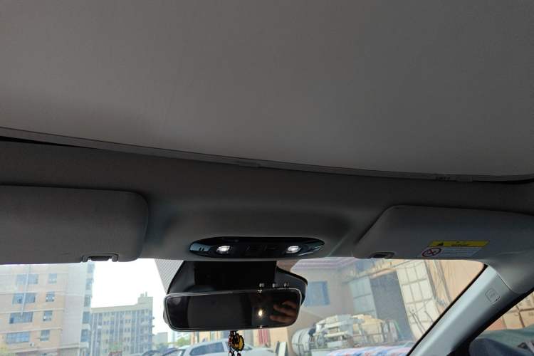 Used AION Y 2022 Plus 70 Smart Edition Headliner