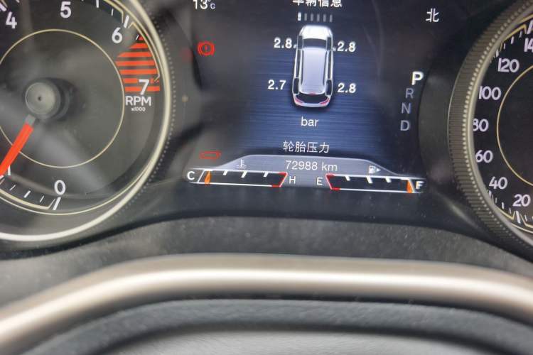 Used Jeep Cherokee 2017 2.4L Leading Smart Edition Odometer Close Up