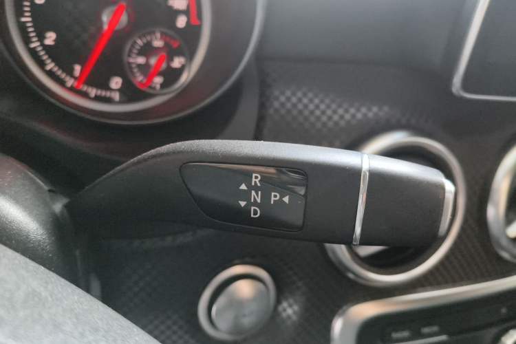 Used Mercedes-Benz A-Class 2016 A 200 Fashion Model Gear Lever