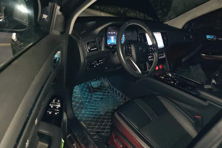 Used GAC Trumpchi GS8 2021 390T Two-Wheel Drive Luxury Smart Connect & Drive Edition (7 Seats)