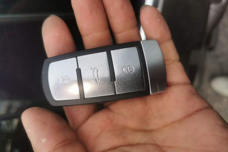 Used Volkswagen FAW-Volkswagen CC 2012 2.0 TSI Luxury Model Vehicle Key