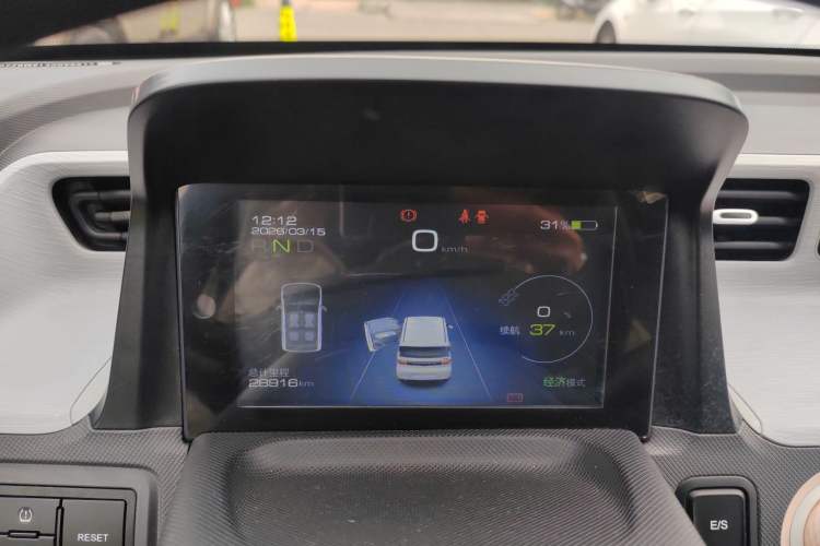 Used Wuling Hongguang MINIEV 2021 Macaron Fashion Model Lithium Iron Phosphate