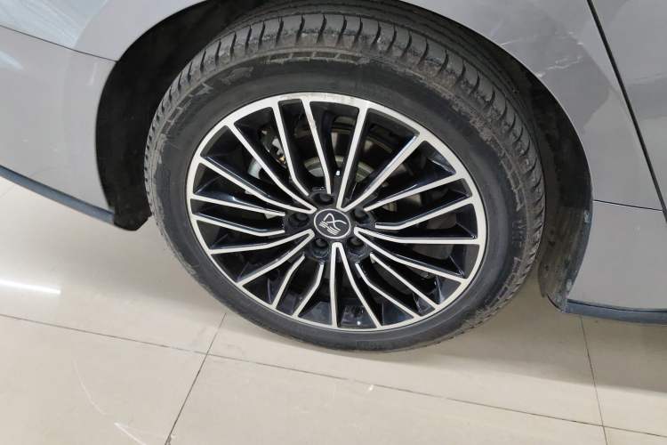 Used BYD Han 2020 EV Long-Range Luxury Model
