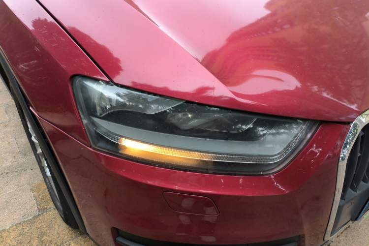 Used Audi Q3 2013 35 TFSI Ambition Edition Right Front Headlight