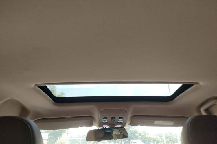 Used Haval H2 2017 Red-Label 1.5T Manual Two-Wheel Drive Luxury Model