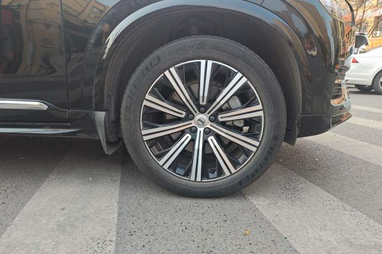 Used Volvo XC90 2022 B5 Smart Drive Luxury Edition 5 Seats