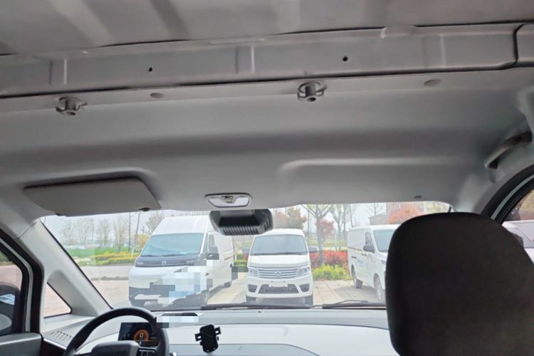 Used CHANGAN KUAYUE Starlight EV 2025 Model 3-Passenger Van, 305 km, Smart Driving Edition Headliner