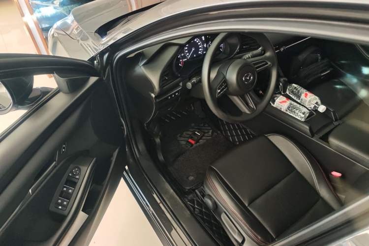 Used Mazda Mazda 3 Axela 2022 2.0L Automatic Zhiqing Edition