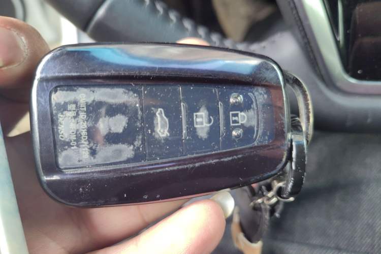 Used Toyota Camry 2019 2.0G Luxury Edition China V Standard Vehicle Key