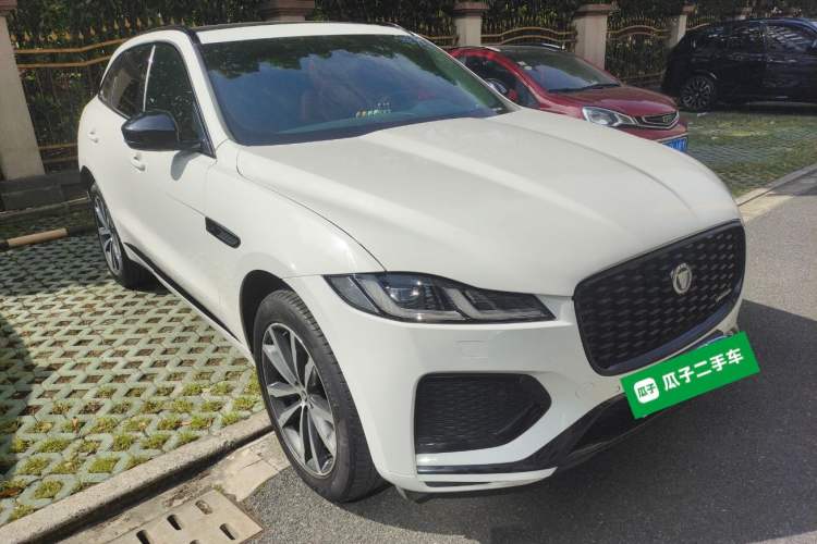 Used Jaguar F-PACE 2024 P250 R-Dynamic SE Exterior 1