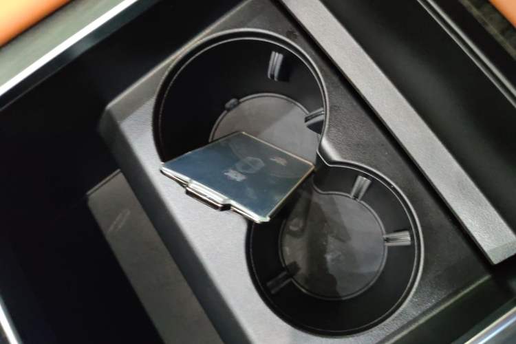 Used Hima AITO M9 2024 Range-Extended Max Edition 42 kWh 6-Seater Version Vehicle Key