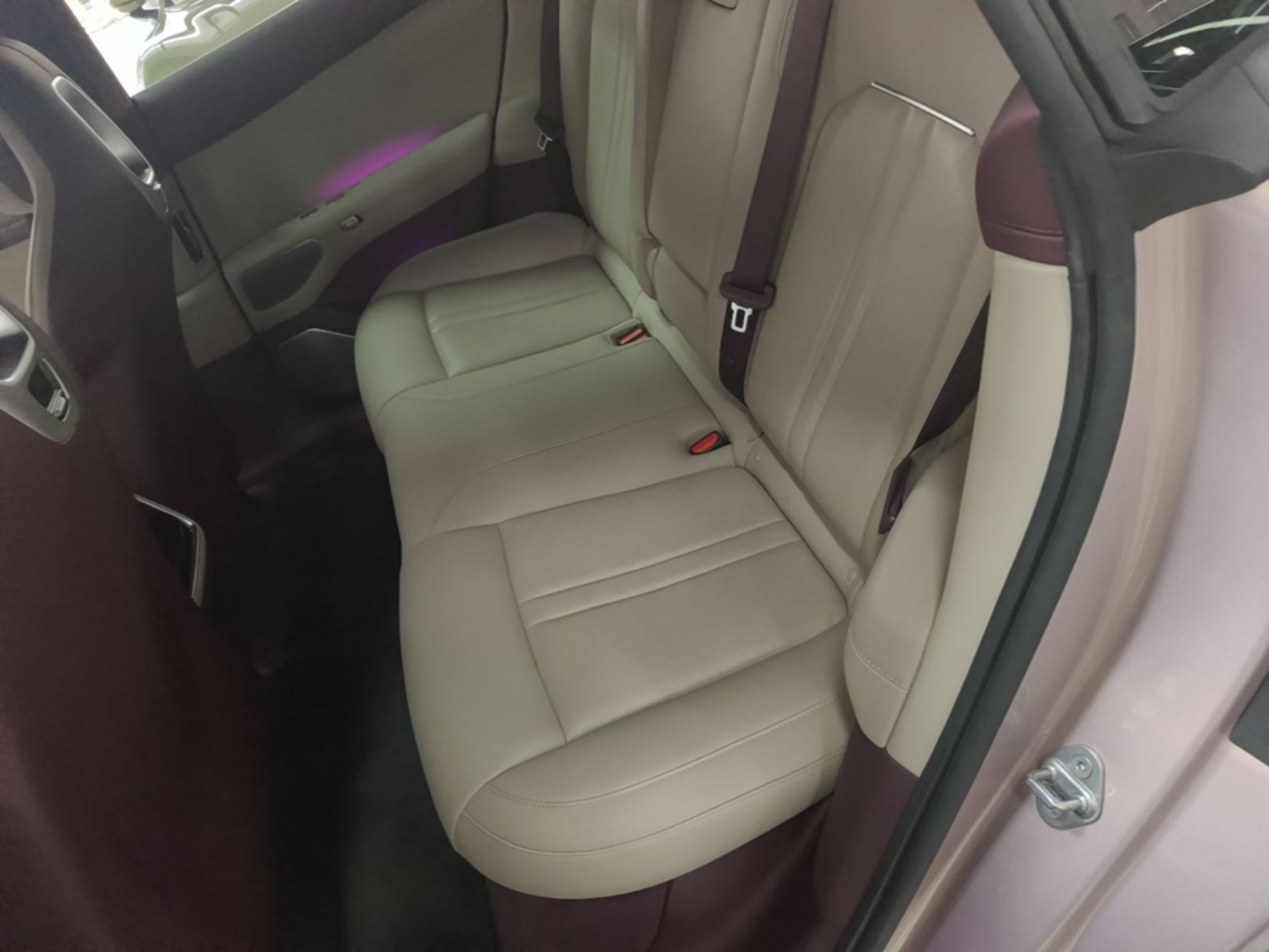 Xiaomi Auto YU7 2025 Ultra-Long Range High-Performance All-Wheel-Drive Max Edition — снимка 20