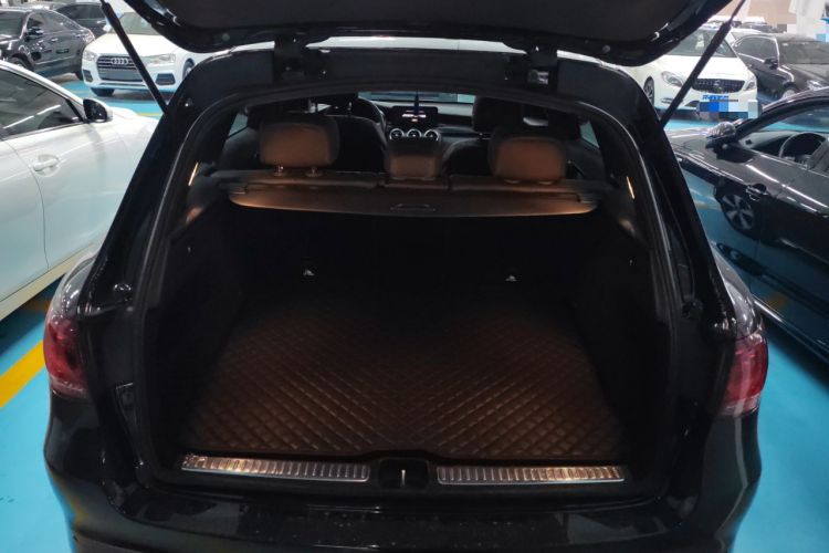 Used Mercedes-Benz GLC 2022 Refreshed GLC 300 L 4MATIC Dynamic Edition Prestige Version Trunk