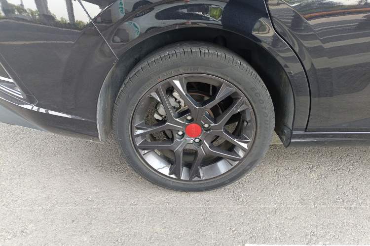 Used Dongfeng Aeolus Yixuan 2021 230T Automatic Zuiying Knight Edition Right Rear Wheel Hub