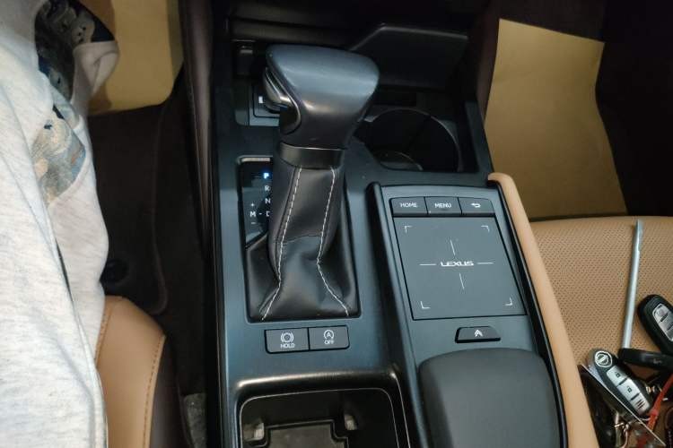 Used Lexus ES 2020 200 Excellence Edition
