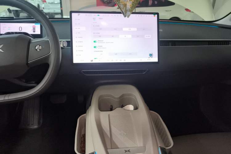 Used XPeng MONA M03 2024 620 with Ultra-Long Range

