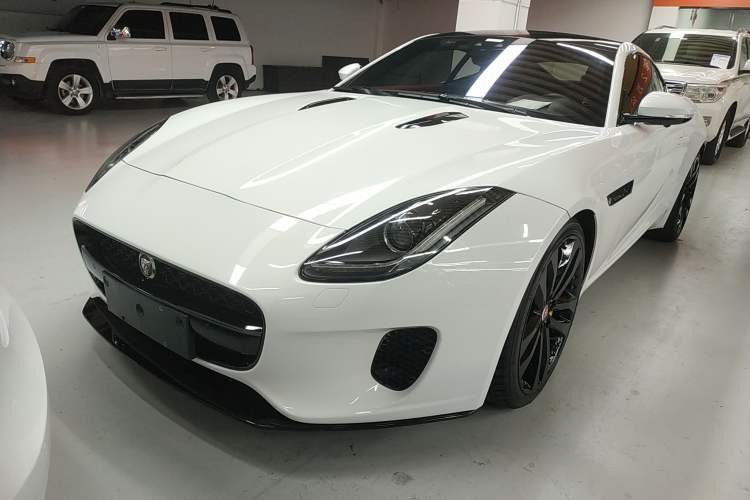 Used Jaguar F-TYPE 2019 2.0T Hardtop Version