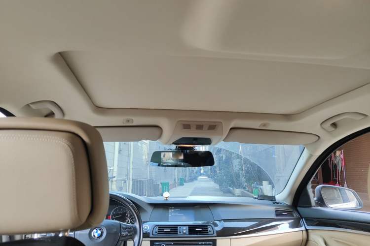 Used BMW 5 Series 2013 525Li Leading Model