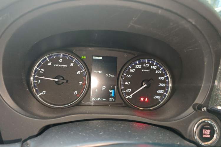 Used Mitsubishi Outlander 2016 2.4L 4x4 Elite Edition 7-Seater Instrument Cluster