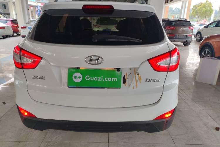 Used Hyundai ix35 2013 2.0L Automatic Two-Wheel Drive Smart GLS China IV Standard
