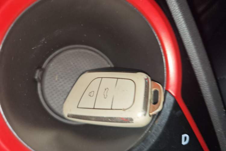 Used Chery Little Ant 2022 Sweet Pink Edition Half-Sugar Version Lithium Iron Phosphate 30 kW 301 km